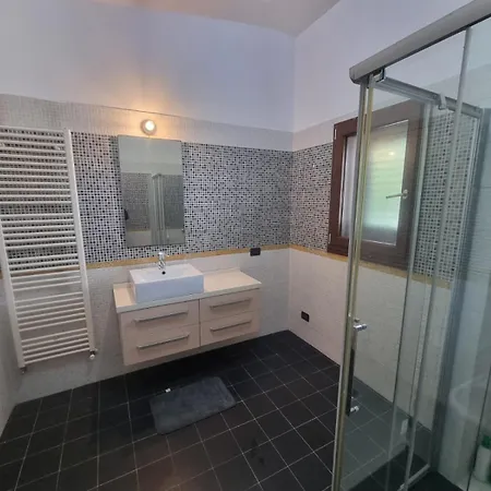 Rum i privatbostad Il Gelso Affitti Brevi *