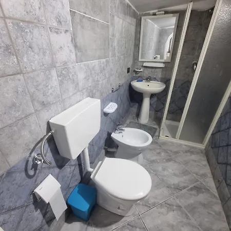 Homestay Il Gelso Affitti Brevi *